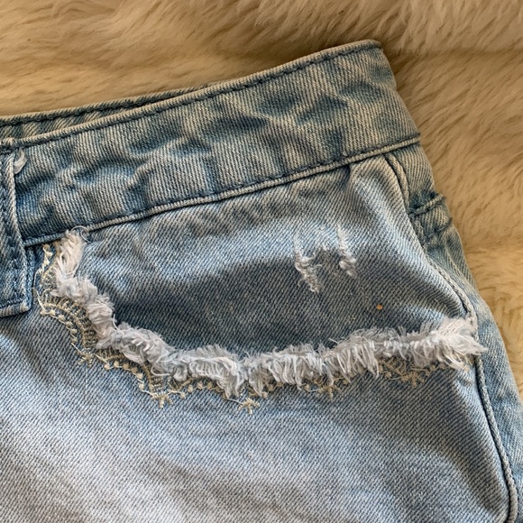 Low rise denim jean shorts with embroidered detailing 12 - Picture 3 of 11